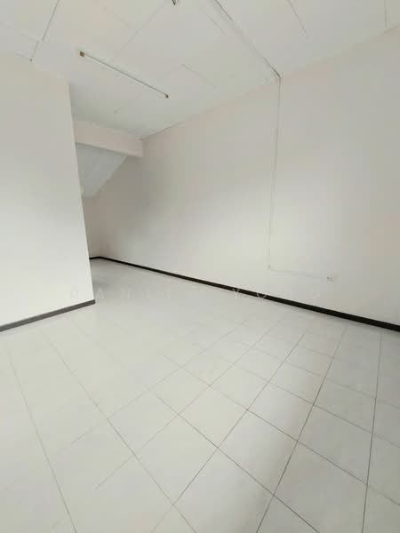 1.5-storey Terraced House for Sale in Taman Scientex Pasir Gudang (Pasir Gudang) - Daniel Yong - Interior - PropertyGuru.com.my