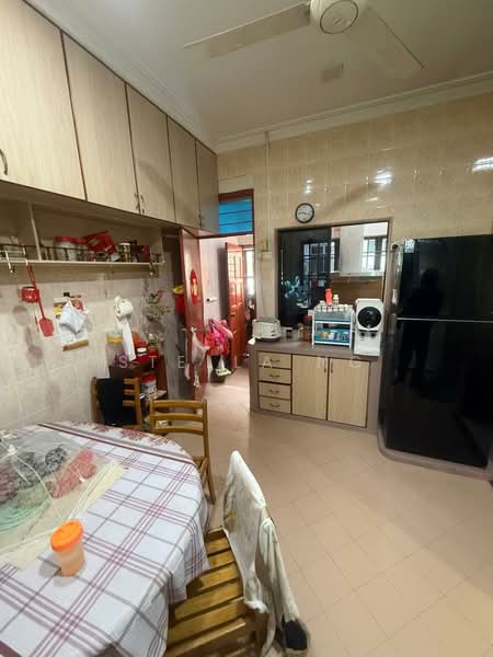 Rumah Teres 2-Tingkat untuk Dijual di Taman Pulai Utama (Skudai) - Stella Ng - Kitchen - PropertyGuru.com.my