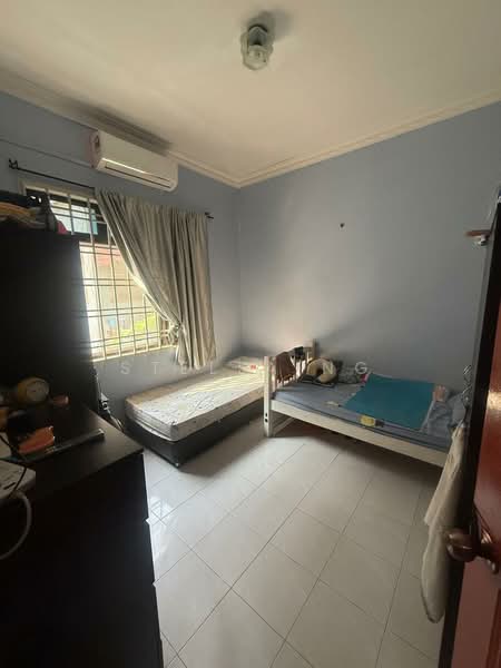 Rumah Teres 2-Tingkat untuk Dijual di Taman Pulai Utama (Skudai) - Stella Ng - Bedroom - PropertyGuru.com.my