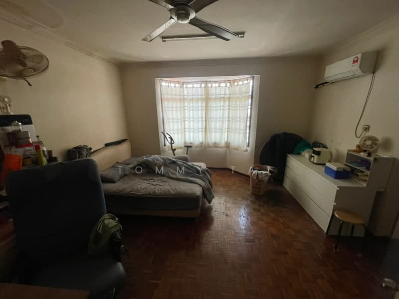 2-storey Terraced House for Sale in Taman Seri Orkid (Skudai) - Tommy Tai - Bedroom - PropertyGuru.com.my