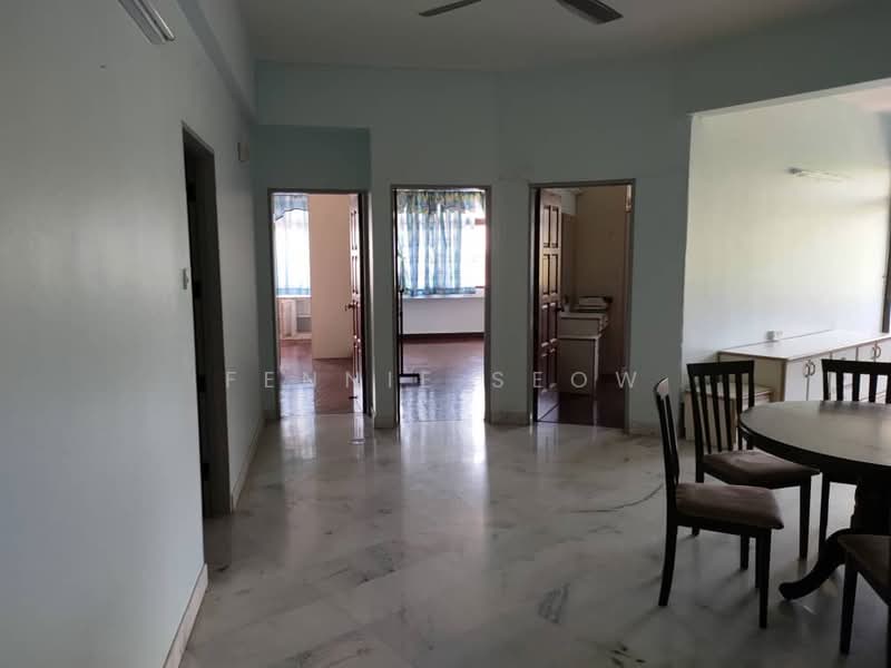 Condominium for Sale at Kondo Berjaya - Fennie Seow - Living Room - PropertyGuru.com.my