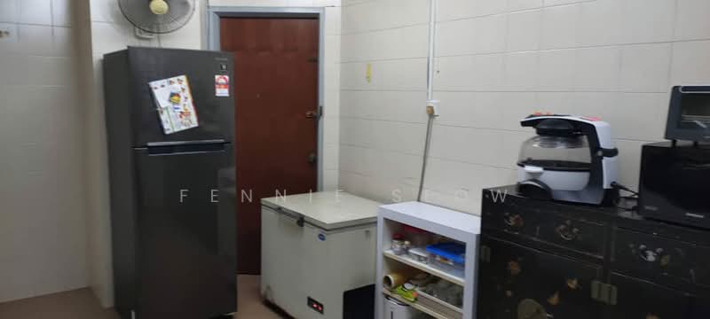Condominium for Sale at Kondo Berjaya - Fennie Seow - Kitchen - PropertyGuru.com.my