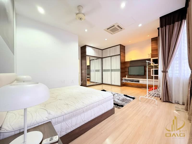 Rumah Teres 2-Tingkat untuk Dijual di Setia Indah 12 (Setia Alam) - Mavis Ng - Bedroom - PropertyGuru.com.my