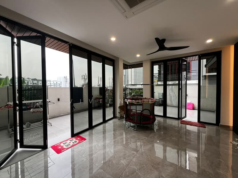 Semi-Detached House for Sale in Taman Prima Impian (Segambut) - Vivien Lee - Balcony - PropertyGuru.com.my