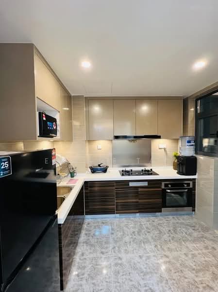 Service Residence for Sale at Setia Sky 88 - Eugene Tay - Kitchen - PropertyGuru.com.my