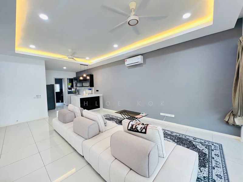 2-storey Terraced House for Sale in Tamansari (Rawang) - Chloe Kok - Living Room - PropertyGuru.com.my