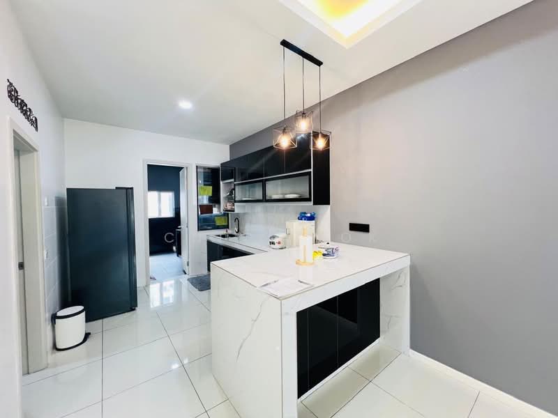 2-storey Terraced House for Sale in Tamansari (Rawang) - Chloe Kok - Kitchen - PropertyGuru.com.my