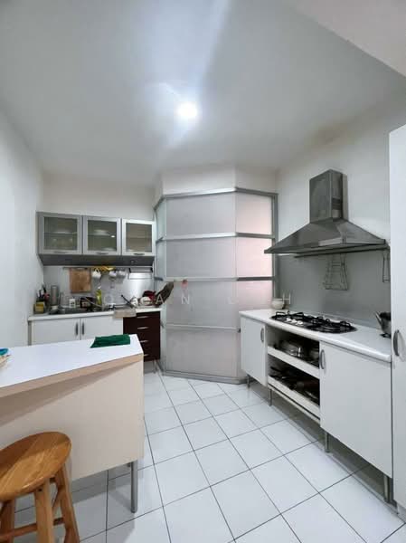 Kondominium untuk Disewa di 1 Persiaran Gurney - Qyan Goh - Kitchen - PropertyGuru.com.my