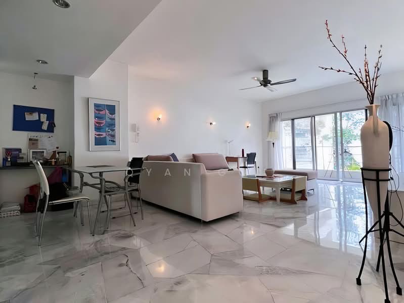 Kondominium untuk Disewa di 1 Persiaran Gurney - Qyan Goh - Living Room - PropertyGuru.com.my
