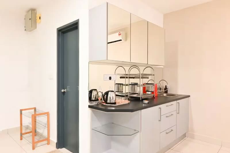 Condominium for Sale at Residensi Cyberjaya Lakefront - Ethan Low - Kitchen - PropertyGuru.com.my