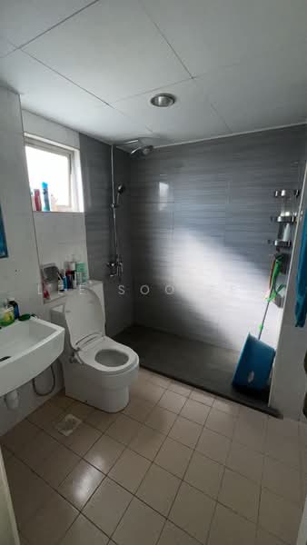 Condominium for Sale at Jasmine Towers - Lee Soo Bee - Bathroom - PropertyGuru.com.my