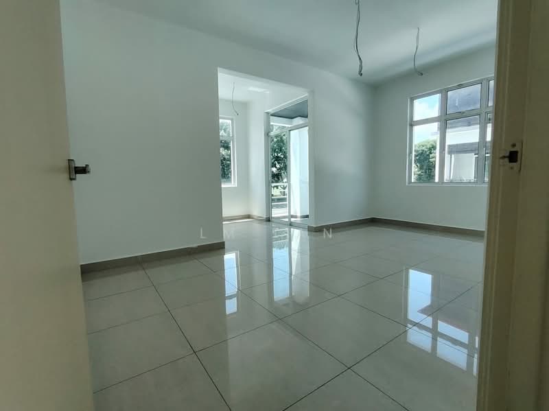 Rumah Berkembar untuk Dijual di Residensi Permatang Pauh (Permatang Pauh) - LM Tan - Living Room - PropertyGuru.com.my