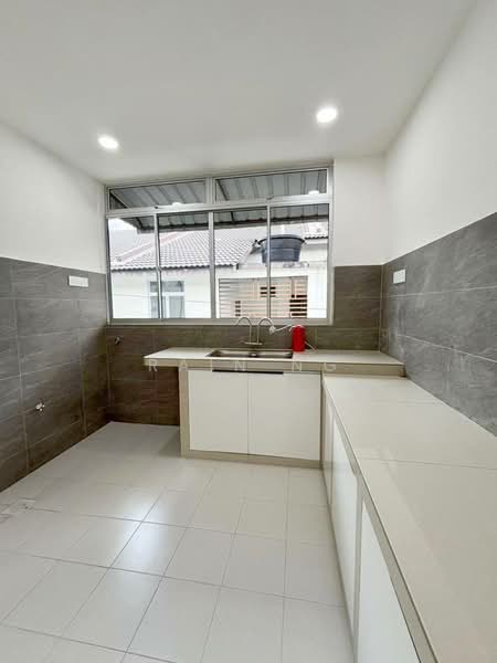 Townhouse for Sale in Kulai (Johor) - Rain Ng - Kitchen - PropertyGuru.com.my
