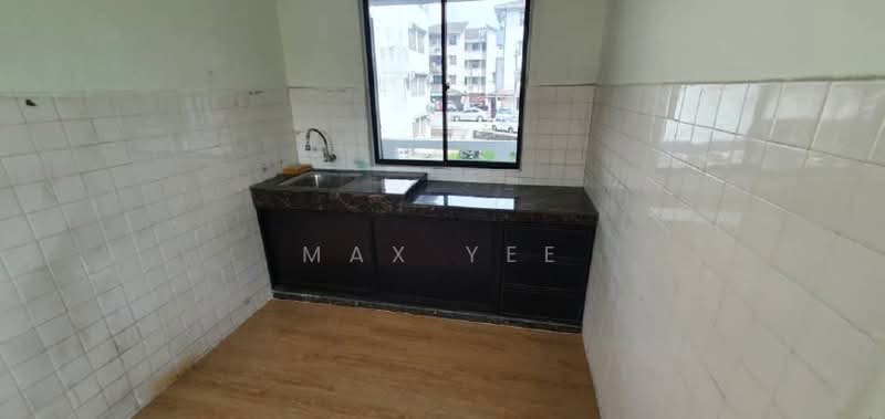 Rumah Flat untuk Dijual di Flat Taman Perling - Max Yee - Kitchen - PropertyGuru.com.my