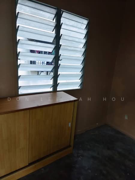 Apartment for Sale at Putra Permai Block B - Don Lee Kah Hou - Interior - PropertyGuru.com.my