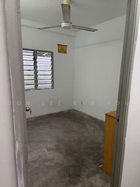 Apartment for Sale at Putra Permai Block B - Don Lee Kah Hou - Interior - PropertyGuru.com.my