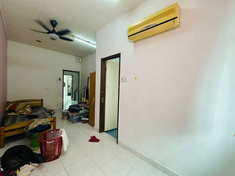 Rumah Teres 2-Tingkat untuk Dijual di Taman Nusa Bestari (Iskandar Puteri (Nusajaya)) - Daniel Yong - Bedroom - PropertyGuru.com.my