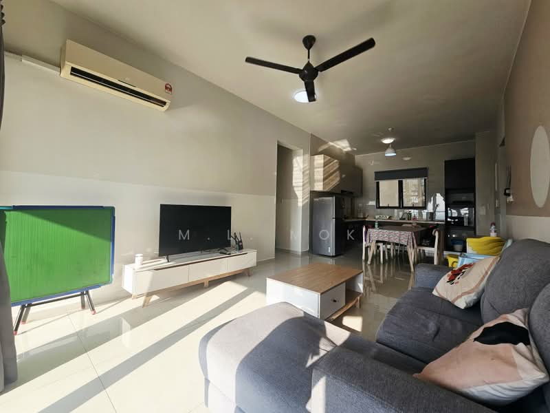 Condominium for Sale at Royal Strand @ Country Garden Danga Bay - M.L. Mok - Living Room - PropertyGuru.com.my