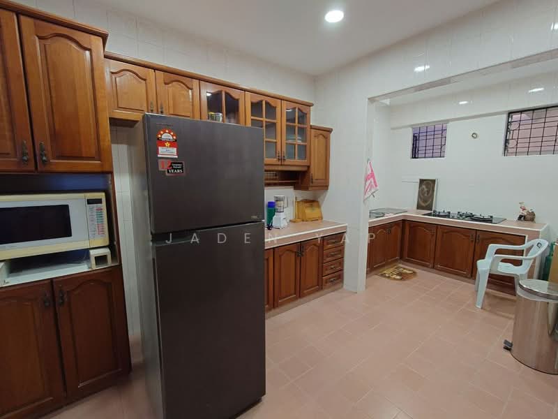 Condominium for Rent at Maxwell Towers - Jaden Yap - Kitchen - PropertyGuru.com.my