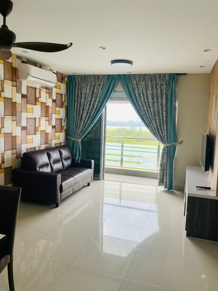 Kediaman Servis untuk Disewa di D'Putra Suites - Ken Phoon - Living Room - PropertyGuru.com.my