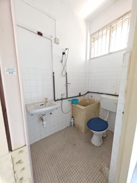 Flat for Rent at Stulang Laut - Roy Chan - PropertyGuru.com.my