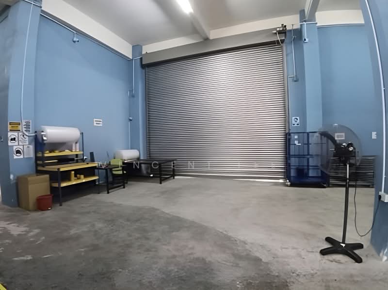 Gudang untuk Disewa di Taman Perindustrian Meranti Jaya (Puchong) - Vincent Lee - Interior - PropertyGuru.com.my