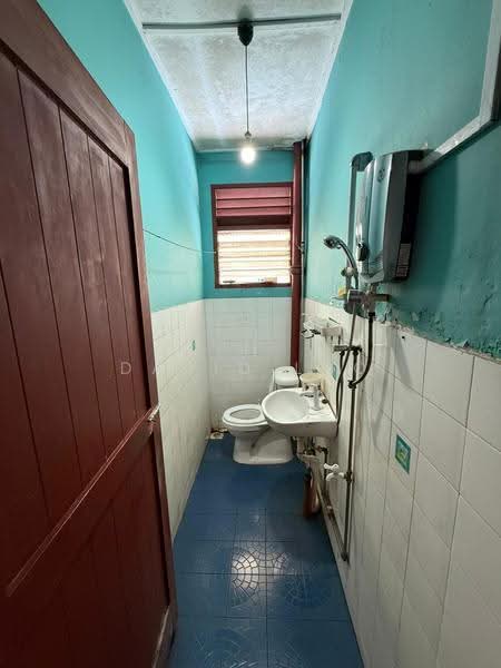 2-storey Terraced House for Rent in Petaling Jaya (Selangor) - David Lao - Bathroom - PropertyGuru.com.my