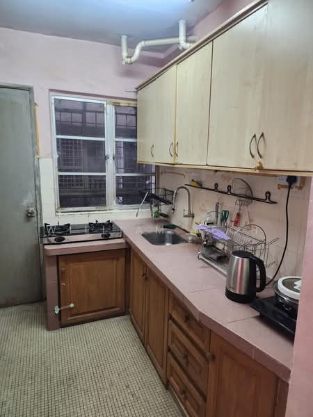 Kondominium untuk Dijual di Genting Court Condominium - William Yeoh - Kitchen - PropertyGuru.com.my