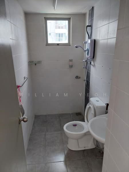Service Residence for Sale at Park @ One South - William Yeoh - Bathroom - PropertyGuru.com.my