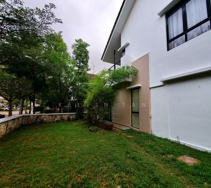 Rumah Teres 2-Tingkat untuk Dijual di Lake Edge (Puchong) - Kelvin Tan - PropertyGuru.com.my
