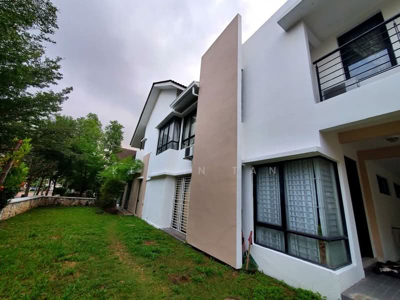 Rumah Teres 2-Tingkat untuk Dijual di Lake Edge (Puchong) - Kelvin Tan - PropertyGuru.com.my