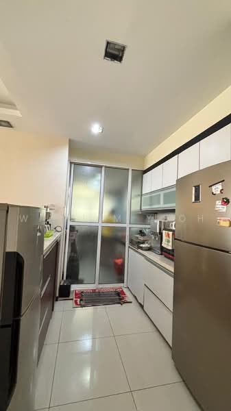 Kondominium untuk Dijual di Platinum Lake PV 16 - William Yeoh - Kitchen - PropertyGuru.com.my