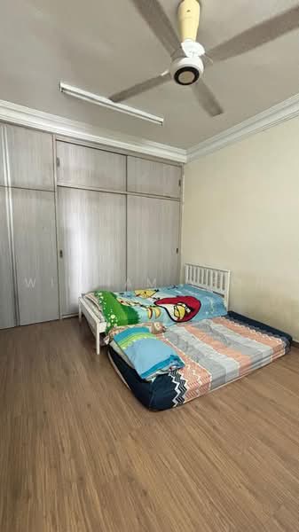 Kondominium untuk Dijual di Platinum Lake PV 16 - William Yeoh - Bedroom - PropertyGuru.com.my