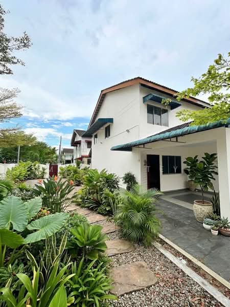 2-storey Terraced House for Sale in Taman Scientex Pasir Gudang (Pasir Gudang) - Marcus Tey - Exterior - PropertyGuru.com.my