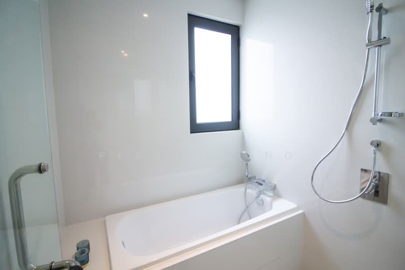 Service Residence for Rent at Service Suites @ Pavilion Embassy - Pearl Chong - Bathroom - PropertyGuru.com.my