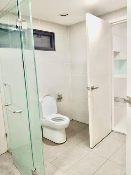 Kediaman Servis untuk Disewa di Solstice @ Pan'gaea - Luwis Ling - Bathroom - PropertyGuru.com.my