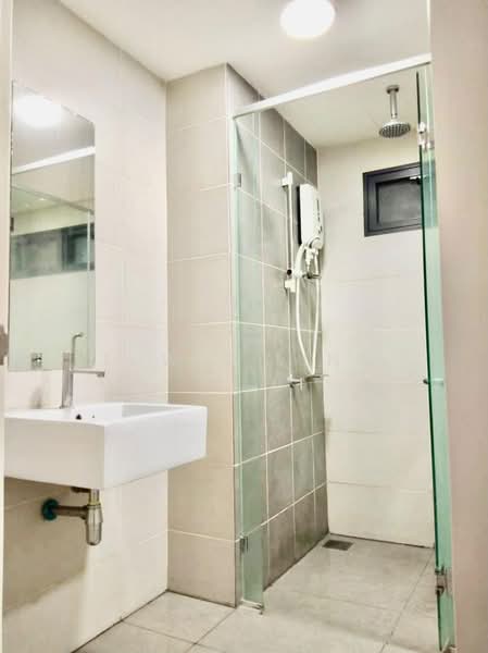 Kediaman Servis untuk Disewa di Solstice @ Pan'gaea - Luwis Ling - Bathroom - PropertyGuru.com.my