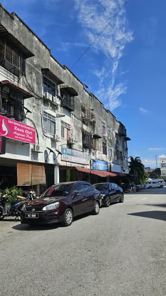 Rumah Flat untuk Dijual di Taman Angsana Hilir - Angie Ong - Exterior - PropertyGuru.com.my