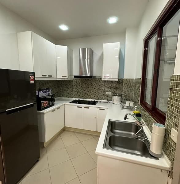Kondominium untuk Disewa di Surian Condominium - Eva Yap - Kitchen - PropertyGuru.com.my