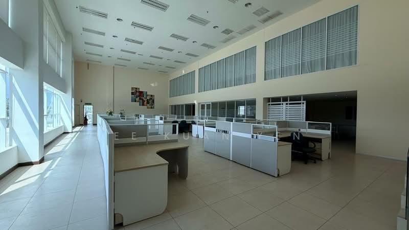 Factory for Rent in Bandar Sunway Seberang Jaya (Seberang Jaya) - Lee Kuan Yen - Interior - PropertyGuru.com.my
