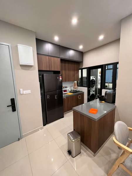 Condominium for Sale at Platinum Arena - Darren Chan - Kitchen - PropertyGuru.com.my