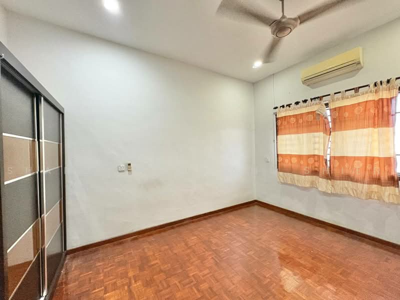 Rumah Teres 2-Tingkat untuk Disewa di Taman Johor Jaya (Johor Bahru) - Sharon Wong Shu Shien - Bedroom - PropertyGuru.com.my