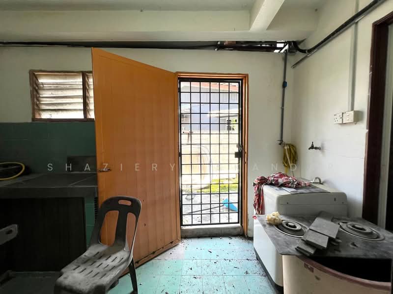 Rumah Teres 2-Tingkat untuk Dijual di Lembah Keramat (Ulu Kelang) - Shaziery Iskandar - Kitchen - PropertyGuru.com.my