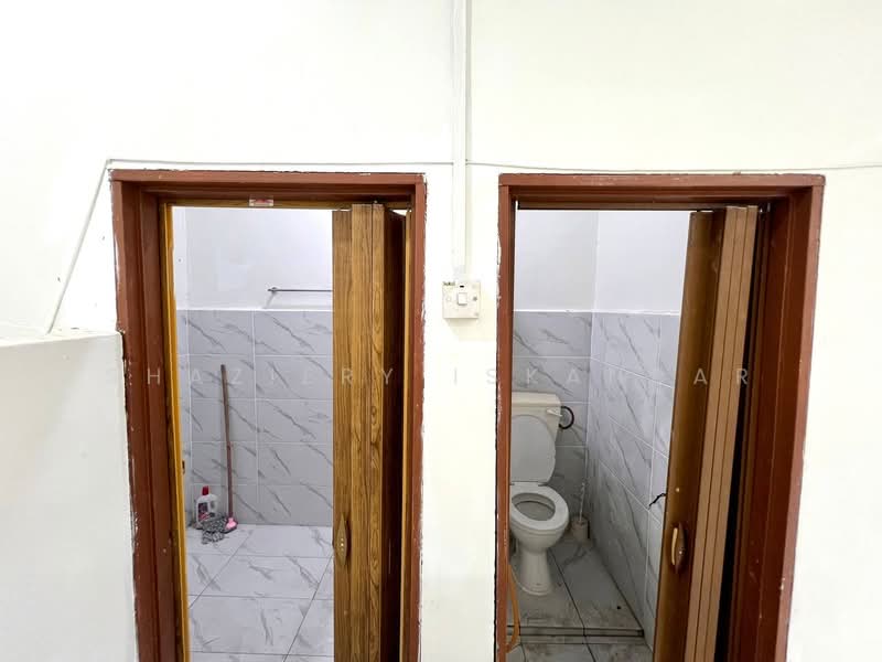 Rumah Teres 2-Tingkat untuk Dijual di Lembah Keramat (Ulu Kelang) - Shaziery Iskandar - Bathroom - PropertyGuru.com.my