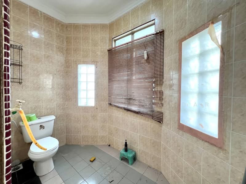 Rumah Teres 2-Tingkat untuk Dijual di Lembah Keramat (Ulu Kelang) - Shaziery Iskandar - Bathroom - PropertyGuru.com.my