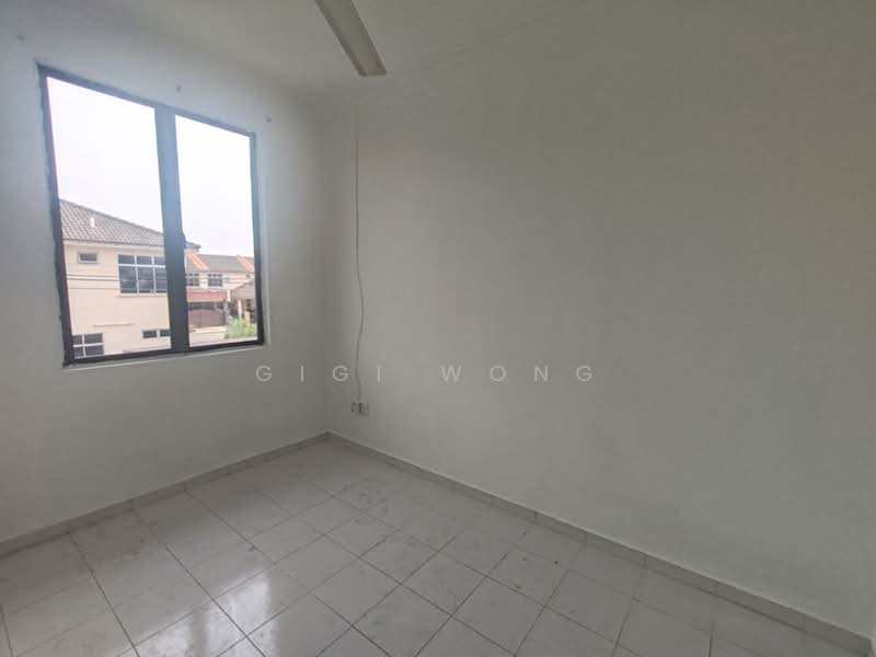 2-storey Terraced House for Sale in Taman Angkasa Nuri (Durian Tunggal) - Gigi Wong - PropertyGuru.com.my