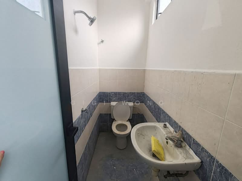2-storey Terraced House for Sale in Taman Angkasa Nuri (Durian Tunggal) - Gigi Wong - PropertyGuru.com.my