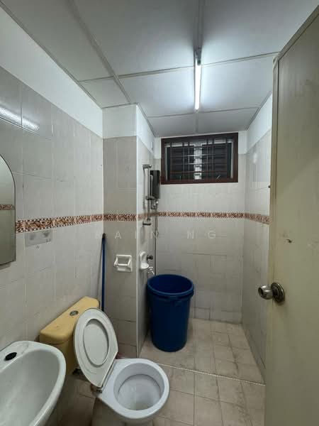Service Residence for Sale at Nusa Perdana Serviced Apartment - Rain Ng - Bathroom - PropertyGuru.com.my