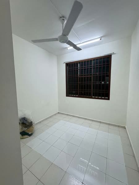 Service Residence for Sale at Nusa Perdana Serviced Apartment - Rain Ng - Interior - PropertyGuru.com.my