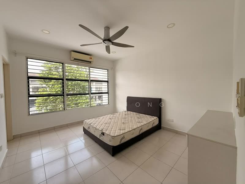 2-storey Terraced House for Sale in M Residence 2 (Rawang) - Tris Jong - Bedroom - PropertyGuru.com.my